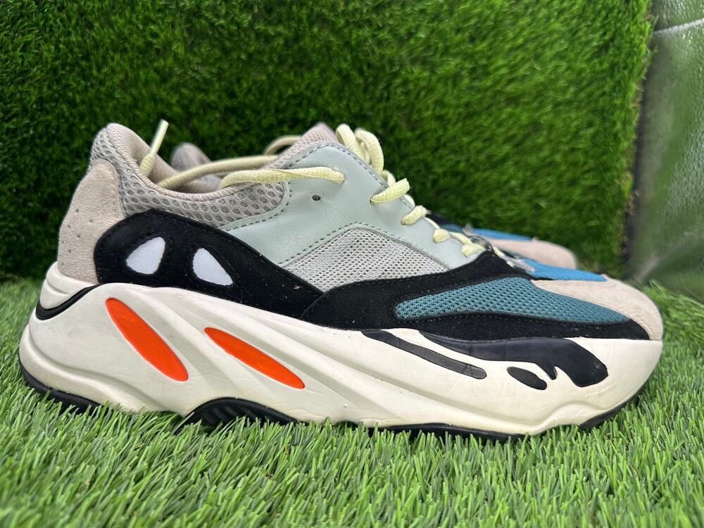 Adidas Yeezy Boost 700 B75571 Athletic Shoes Men's 8.5 Gray Suede Jogging Sports